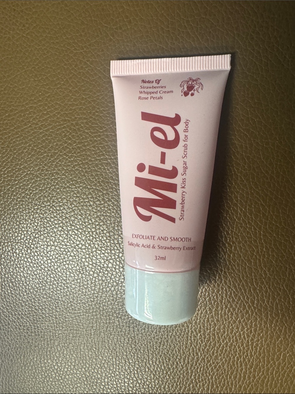 Mi-el Strawberry Kiss Sugar Scrub - Pink